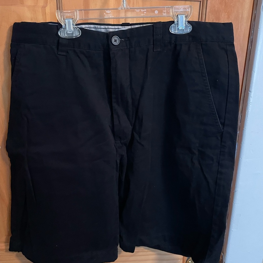 Sun river clothing co. Men’s shorts. Size 34